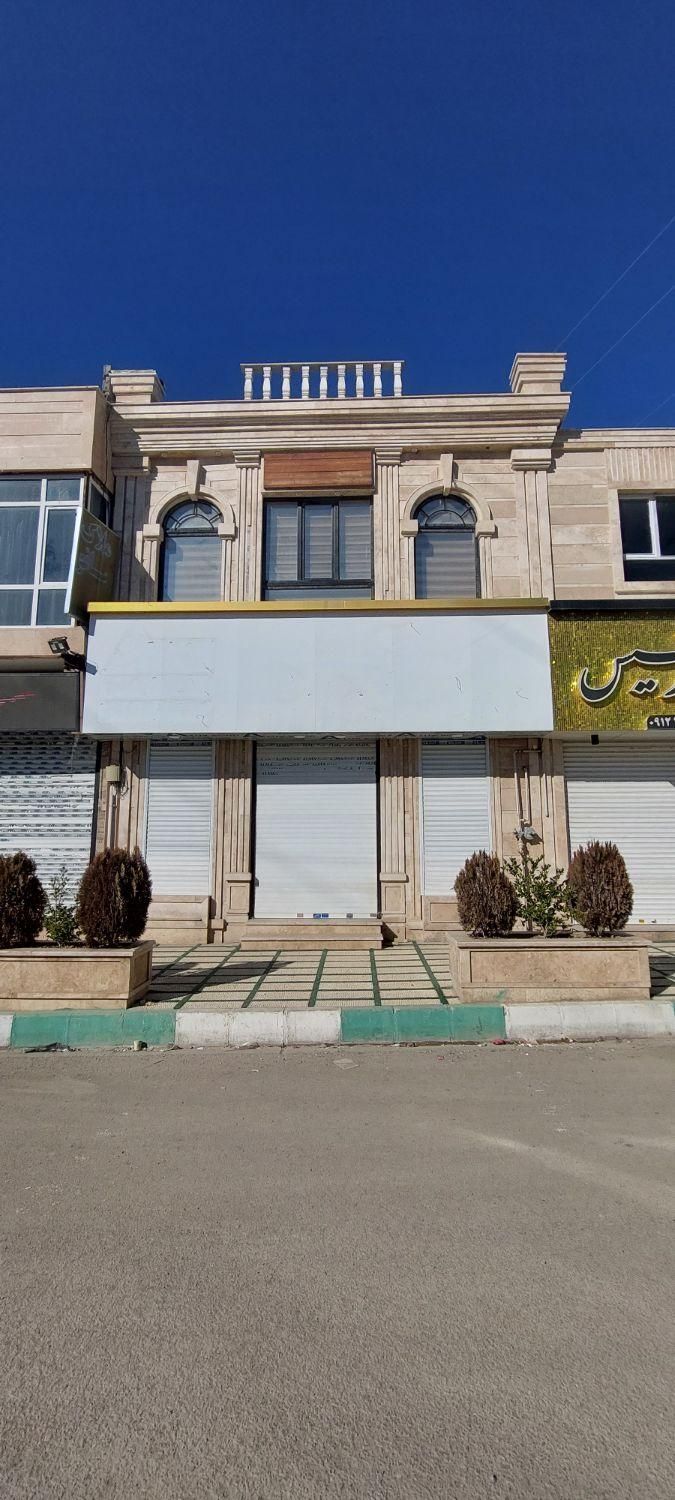 فروش مغازه ۱۱۱ متری ۵۵ متر تجاری ۵۶ متر مسکونی|فروش مغازه و غرفه|رودهن, |دیوار