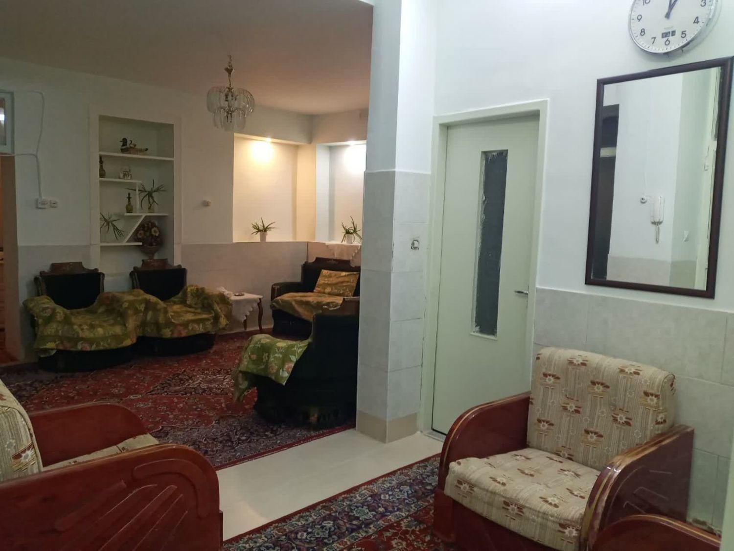 سوییت اجاره ای روزانه تمیز مرکز شهر|اجارهٔ کوتاهمدت آپارتمان و سوئیت|اصفهان, مولوی|دیوار