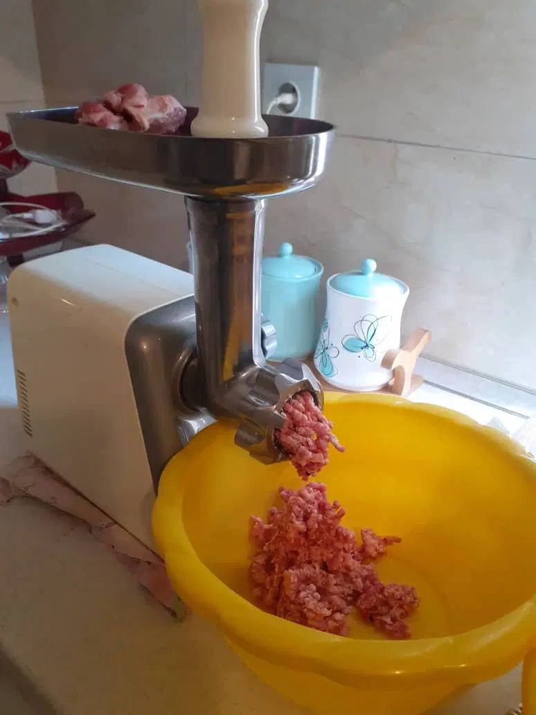 چرخ گوشت ناسیونال اصل ژاپن میباشد.|خردکن، آسیاب، غذاساز|تهران, شهر زیبا|دیوار