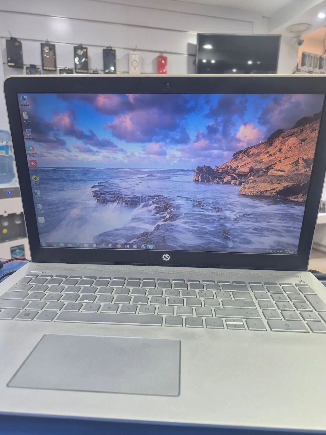 لپ تاب HP Pavilion کور۷|رایانه همراه|اصفهان, چرخاب|دیوار