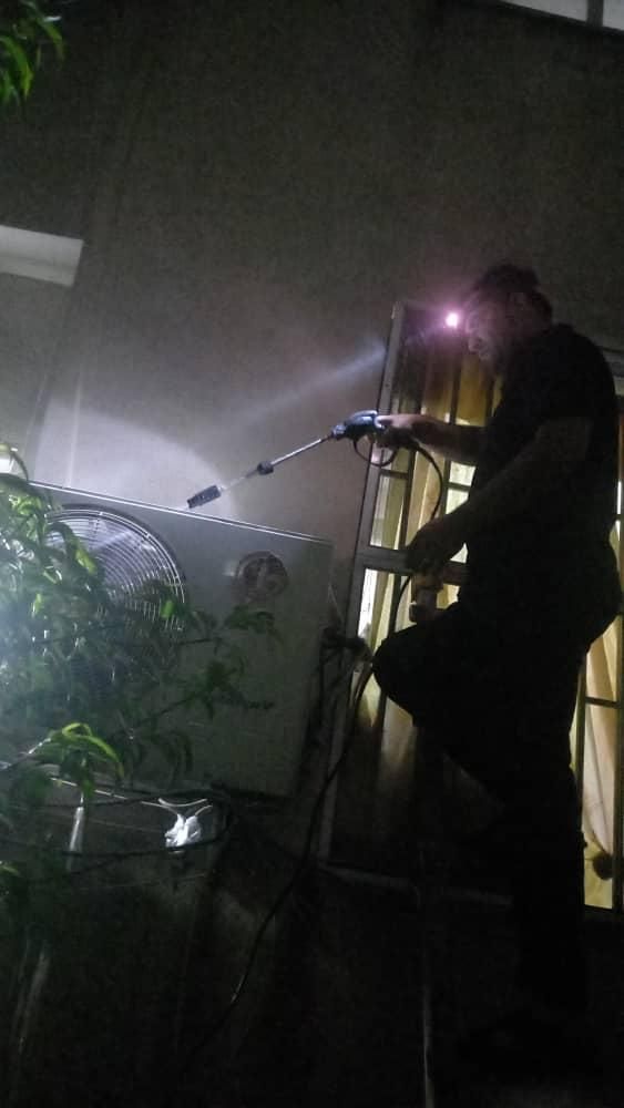 تعمیرکار کولرگازی سرویسکارپکیج رادیاتور نصاب کولر|خدمات پیشه و مهارت|رشت, گلسار|دیوار