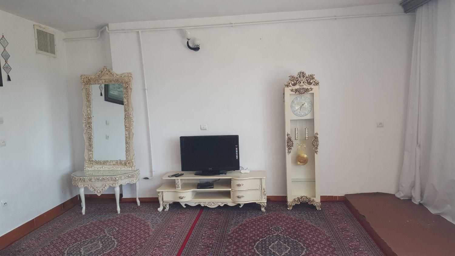 سویت اجاره ای  ۹۰ متری نزدیک به دریاچه زریبار|اجارهٔ کوتاه‌مدت آپارتمان و سوئیت|مریوان, |دیوار