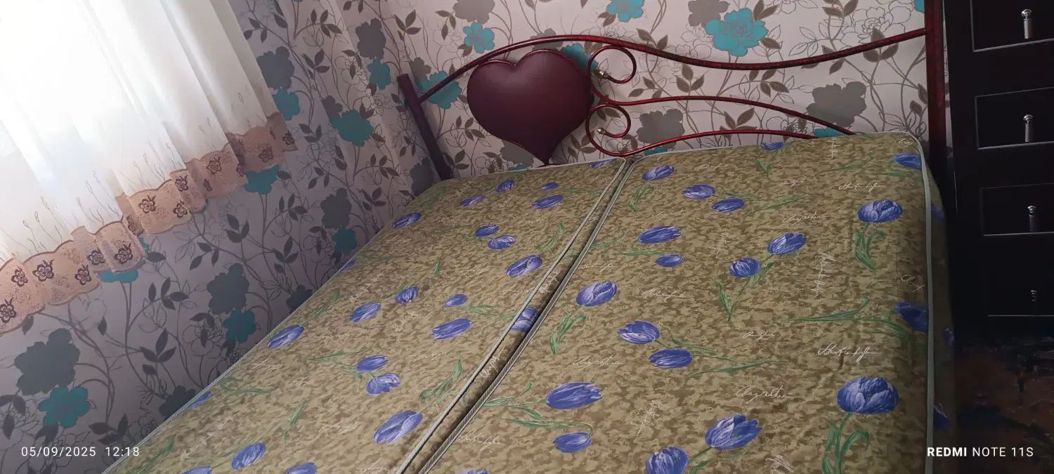 تخت خواب 2نفره زرشکی|تشک تختخواب|کرج, کمال‌شهر|دیوار