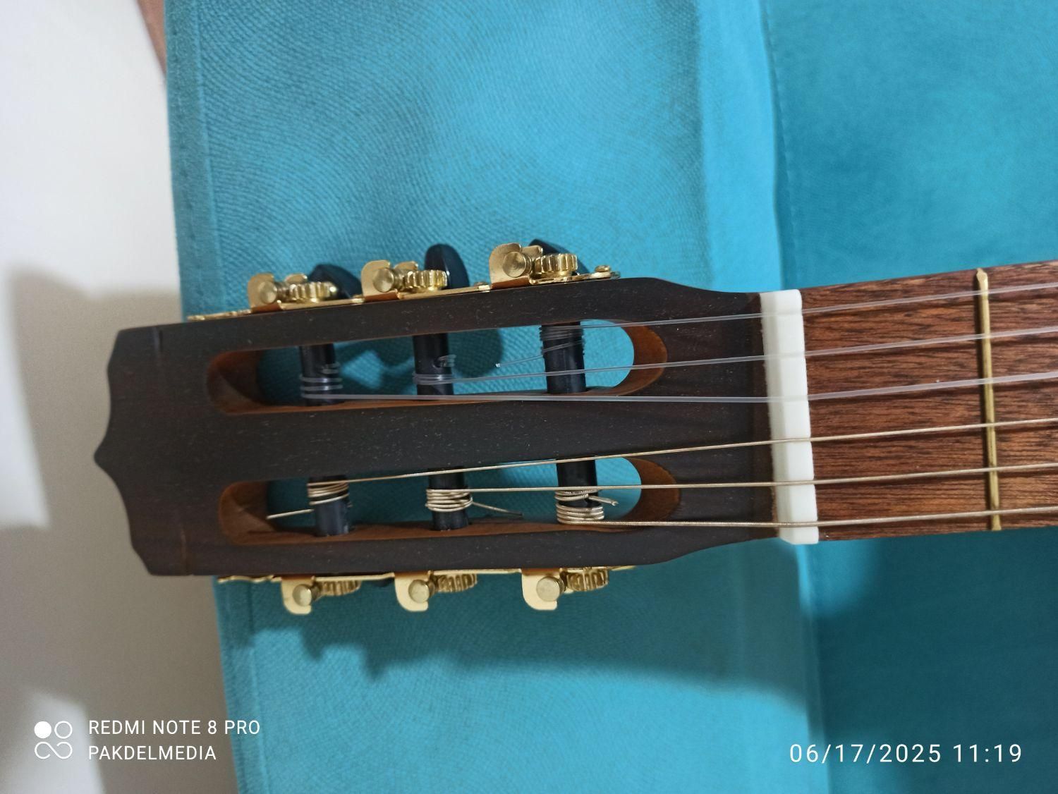 گیتار حرفه ای k90|گیتار، بیس، امپلیفایر|رودهن, |دیوار