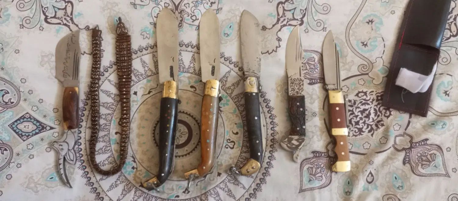 چاقو دسته شاخ کهنه تسبیح زندان بافت انگشتر|کلکسیون اشیاء عتیقه|اصفهان, رزمندگان|دیوار