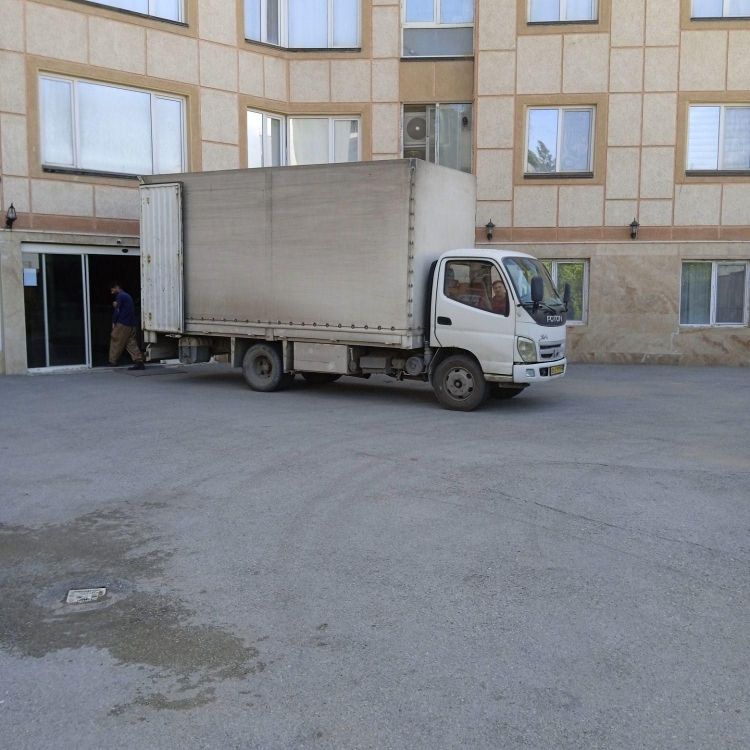 اسباب کشی منازل+کارگر خاور به مدیریت شهرام عزیزی|خدمات حمل و نقل|ارومیه, |دیوار