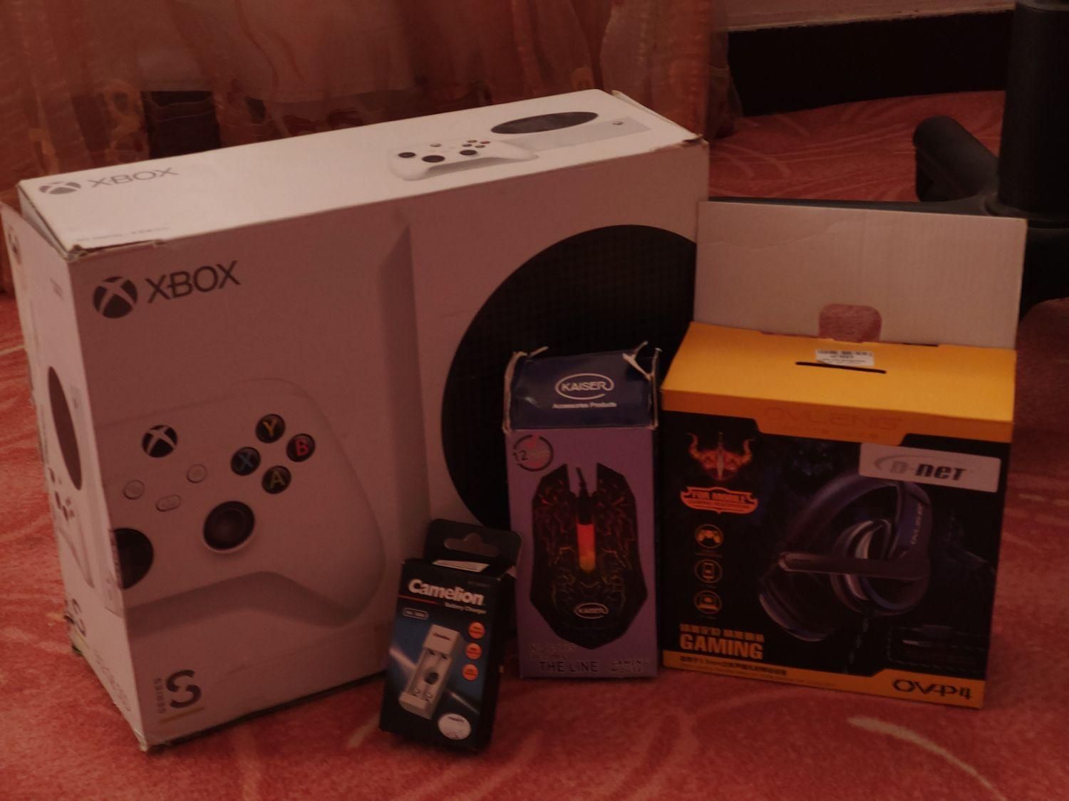 ایکس باکس سری اس/xbox series s فول لوازم و بازی|کنسول، بازی ویدئویی و آنلاین|ایلام, |دیوار