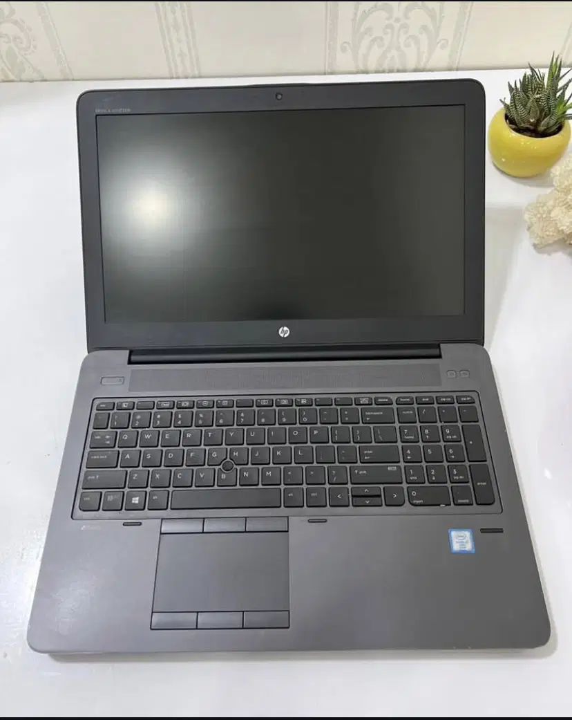hp zbook g4 سیپیو 7820HQ چهار گیگ گرافیک مجزا|رایانه همراه|کرج, اصفهانی‌ها|دیوار