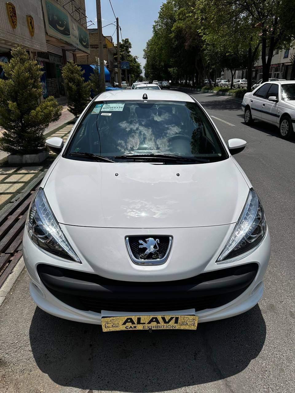 207 تیو3 404 سفید|خودرو سواری و وانت|شهرکرد, |دیوار