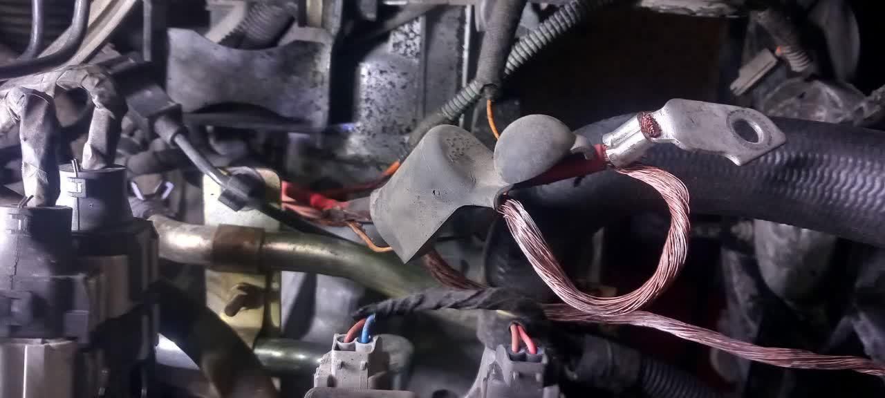 امداد باطریسازی سیار۲۴ساعته تخصصی ومکانیکی|خدمات موتور و ماشین|اراک, |دیوار