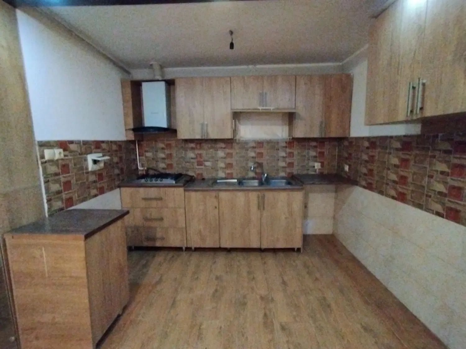 سویت 55متری با پارکینگ و حیاط خلوت خیابان شهدا|فروش آپارتمان|رشت, تازه آباد|دیوار