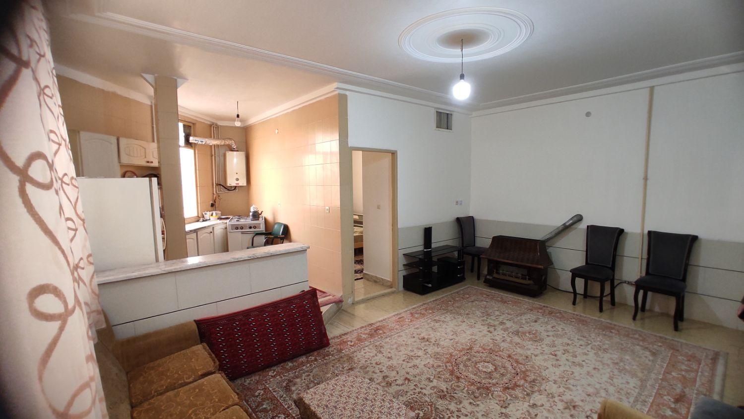 اجاره روزانه/هفتگی/ماهانه آپارتمان ۷۵ متری|اجارهٔ کوتاهمدت آپارتمان و سوئیت|دلیجان, |دیوار