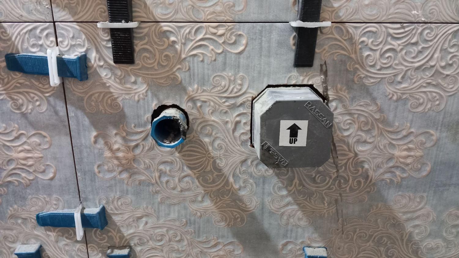 کاشی کاری وسنگکاری|خدمات پیشه و مهارت|رشت, یخسازی|دیوار