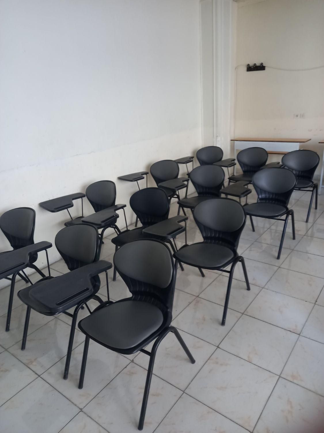 تدریس خصوصی دورس دبیرستان و دانشگاه|خدمات آموزشی|اصفهان, احمدآباد|دیوار