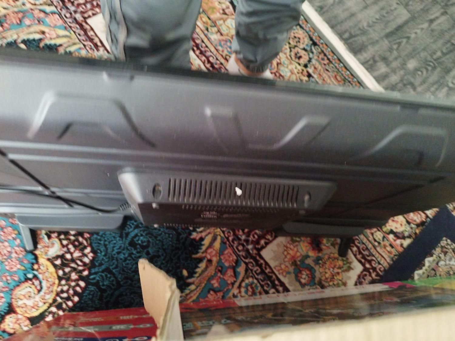 43اینچ|تلویزیون و پروژکتور|کرمان, |دیوار