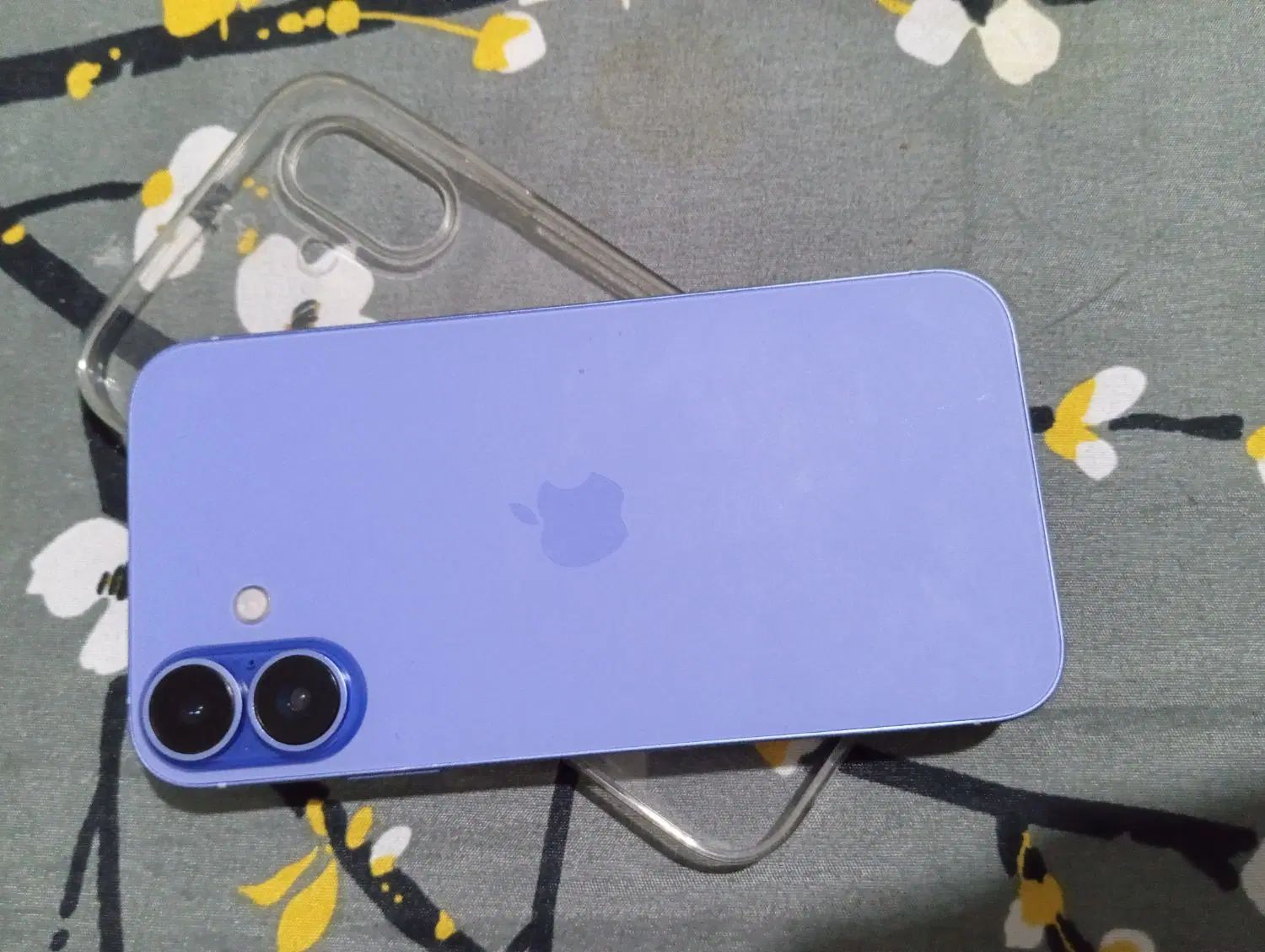 اپل iPhone 16 با حافظهٔ ۱۲۸ گیگابایت|موبایل|ارومیه, |دیوار