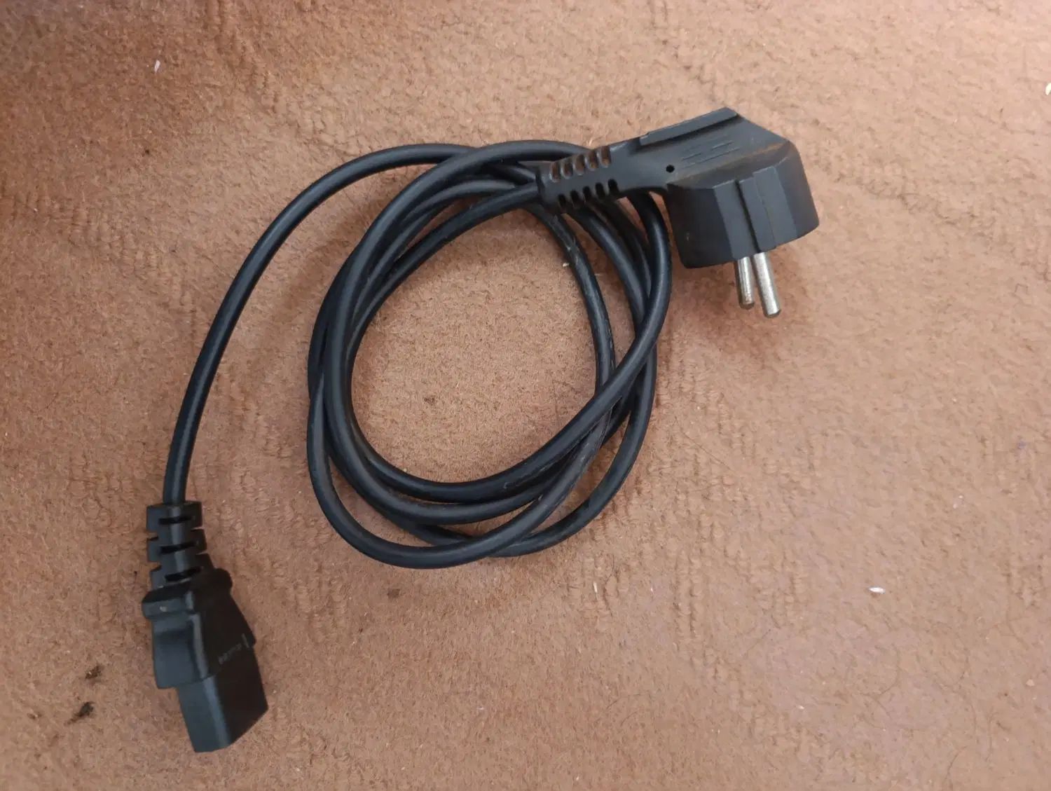 مانیتور ۱۹ اینچی LG|قطعات و لوازم جانبی رایانه|اصفهان, شهشهان|دیوار
