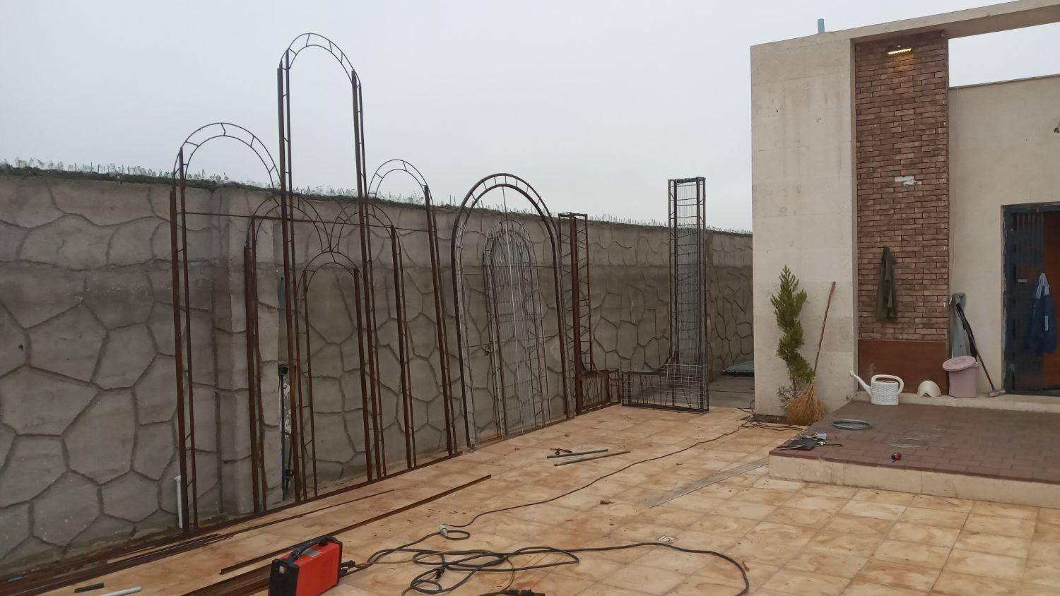 جوشکاری رابیتس بندی راویز والپست ...|خدمات پیشه و مهارت|مشهد, توس (بلوار توس)|دیوار