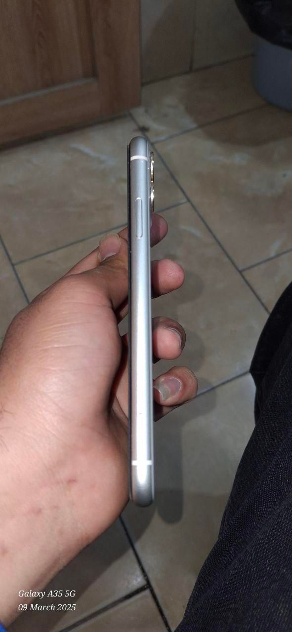اپل iPhone 11 با حافظهٔ ۱۲۸ گیگابایت|موبایل|مرودشت, قانون|دیوار