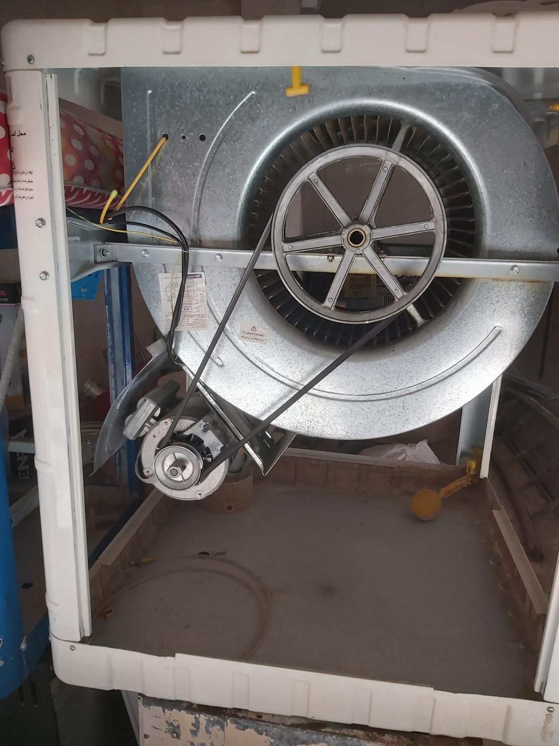 کولر آبی۵۸۰۰ گرمای جنوب خروجی بالا|کولر آبی|خمینی‌شهر, |دیوار