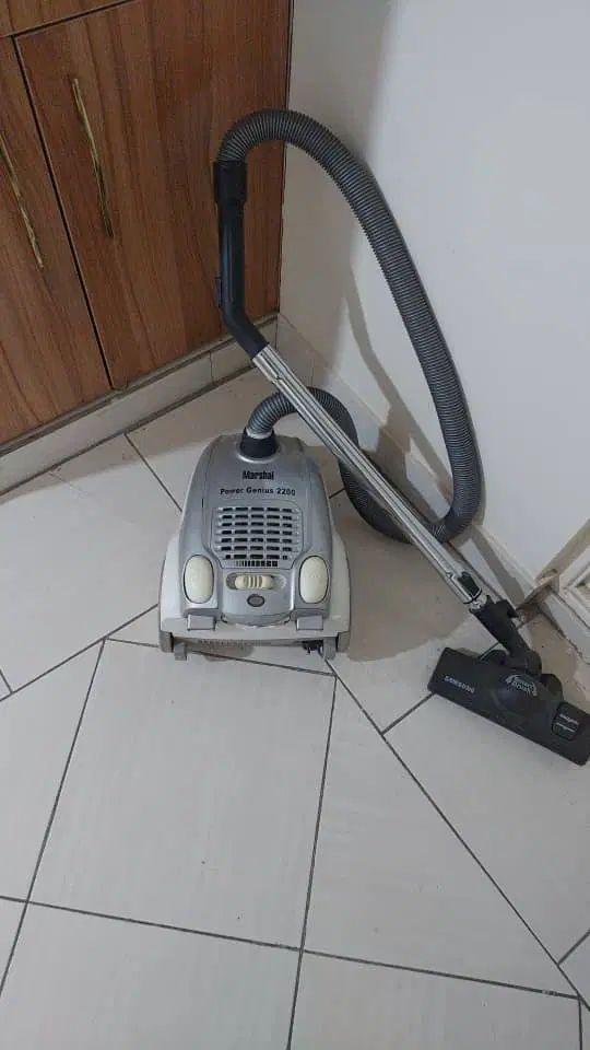 جاروبرقی متوسط مارشال ۲۲۰۰وات|جاروبرقی، جارو شارژی، بخارشو|تهران, تهرانسر غربی|دیوار