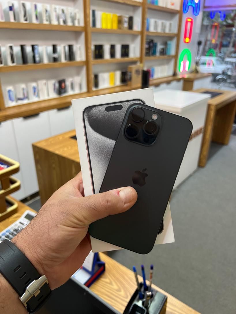 اپل iPhone 15 Pro Max با حافظهٔ ۵۱۲ گیگابایت|موبایل|خمینی‌شهر, |دیوار