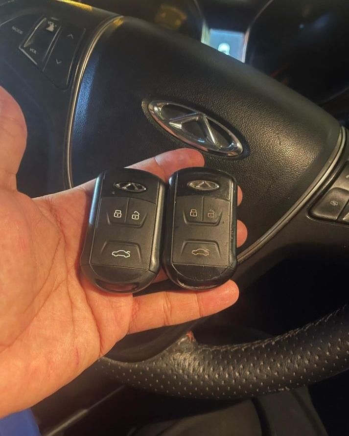 کلیدسازی سوییچ.ریموت.قفل مرکزی. موتور کلیک|خدمات پیشه و مهارت|کرج, حصارک بالا|دیوار