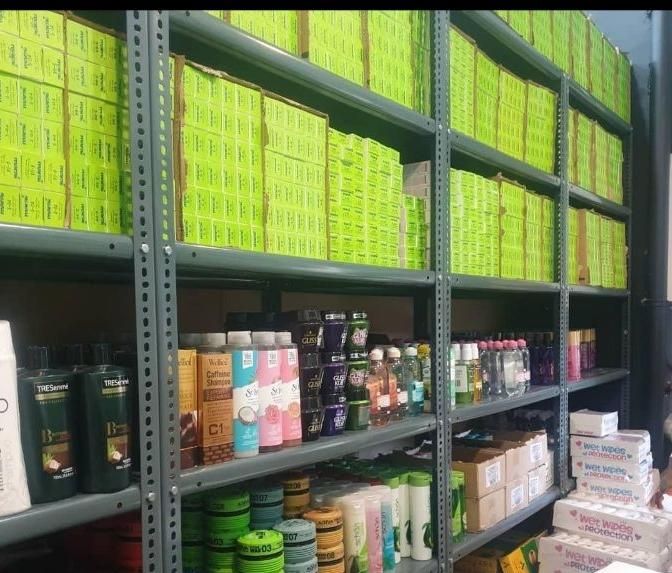 قفسه انباری و طوسی|فروشگاه و مغازه|شیراز, دروازه اصفهان|دیوار