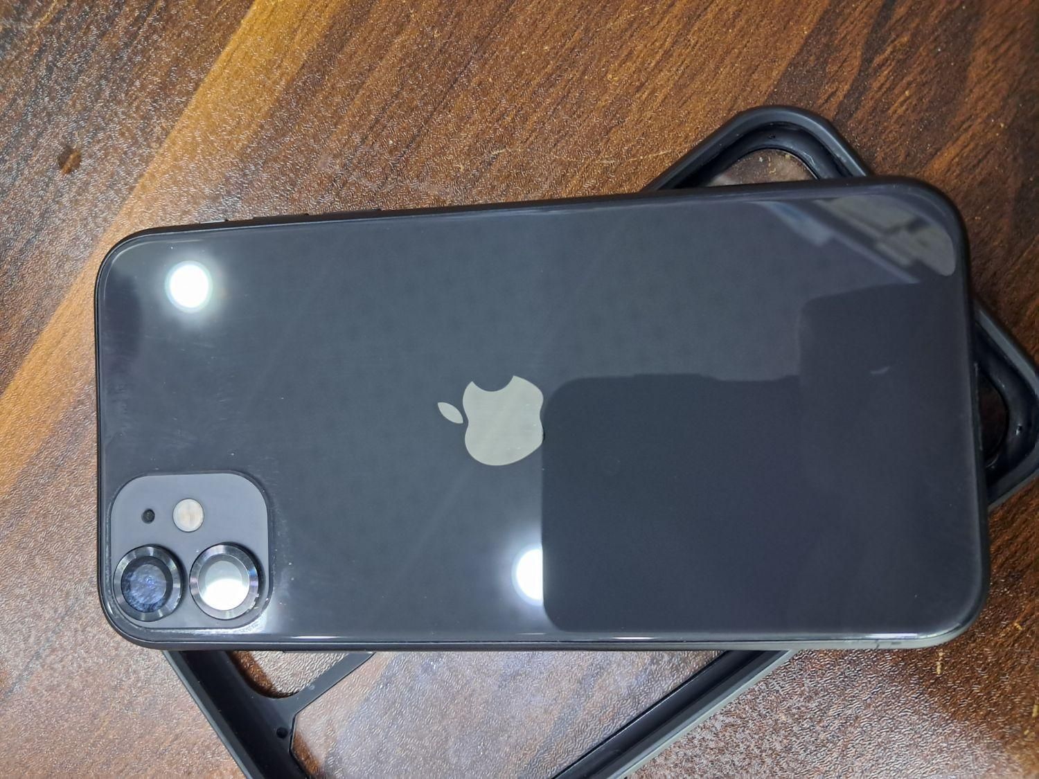 اپل iPhone 11 ۱۲۸ گیگابایت|موبایل|تهران, کوی هفدهم شهریور|دیوار