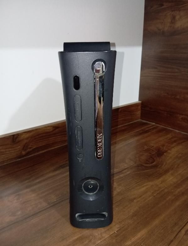 Xbox 360 مدل Elite دو دسته|کنسول، بازی ویدئویی و آنلاین|تهران, قصر فیروزه ۲|دیوار