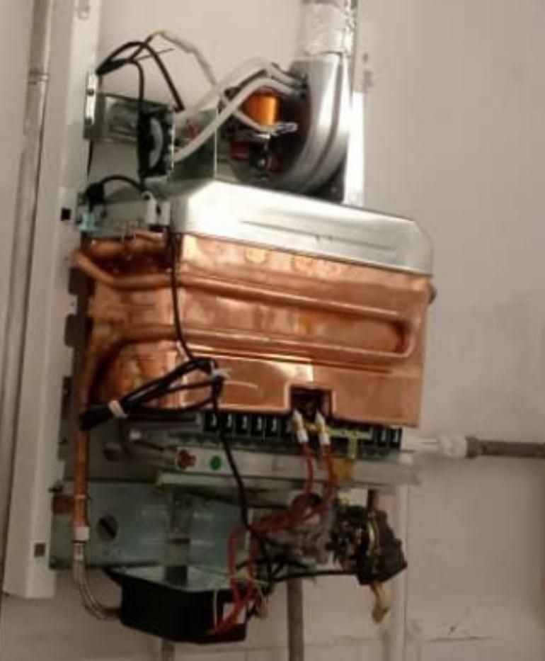 تعمیر ونصب ،انواع آبگرمکن،پکیج،اسپلیت|خدمات پیشه و مهارت|کرمان, |دیوار