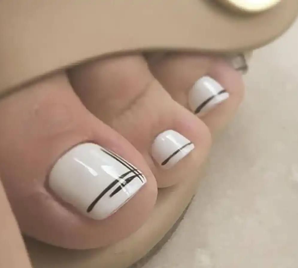 خدمات ناخن تخفیف یلدایی کاشت اولیه ۳۰۰|خدمات آرایشگری و زیبایی|اصفهان, باب الدشت|دیوار