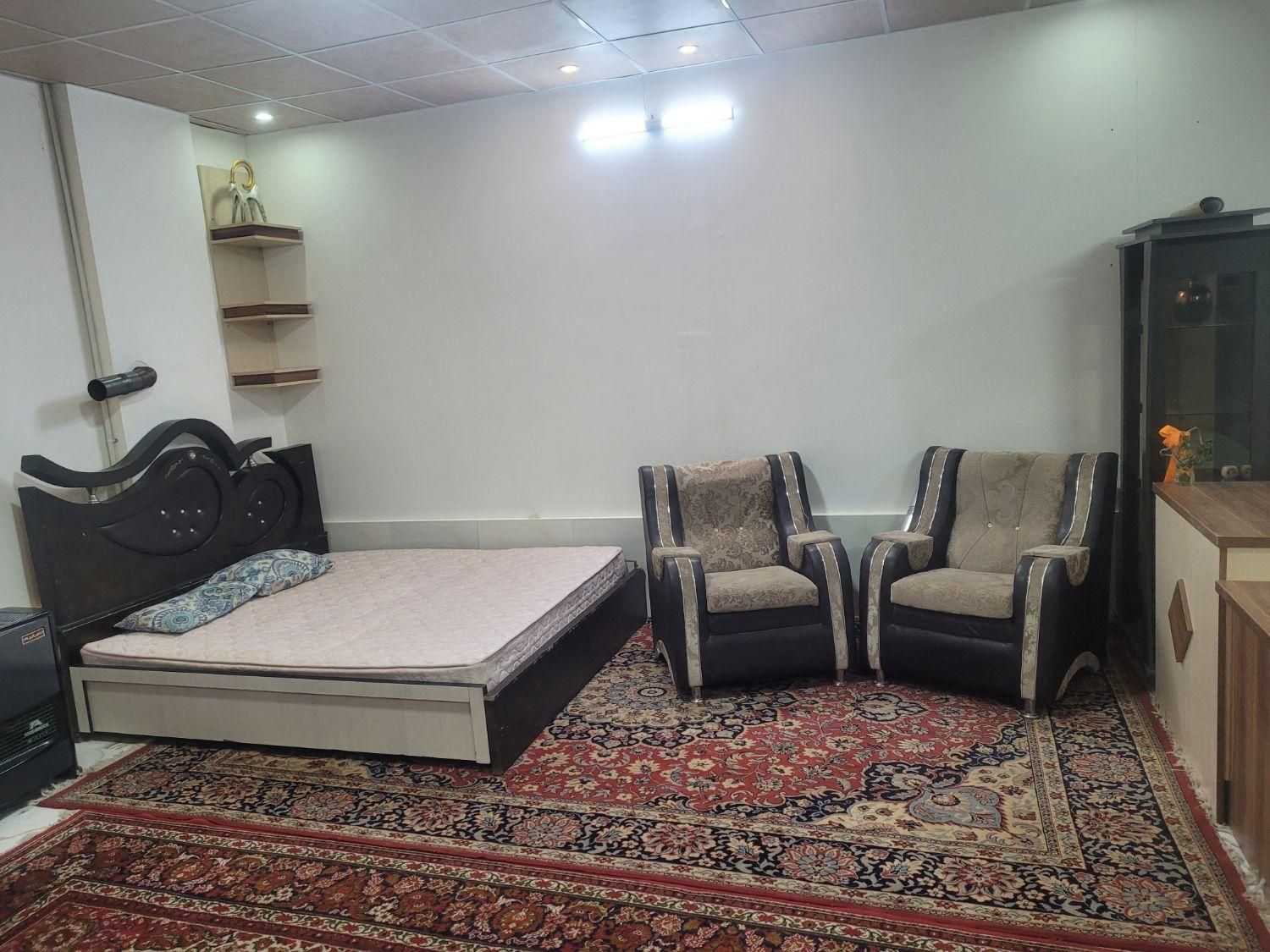 سوئیت اجاره ای ۷۵ متری حیاط دار|اجارهٔ کوتاه‌مدت آپارتمان و سوئیت|مشهد, شهید آوینی|دیوار