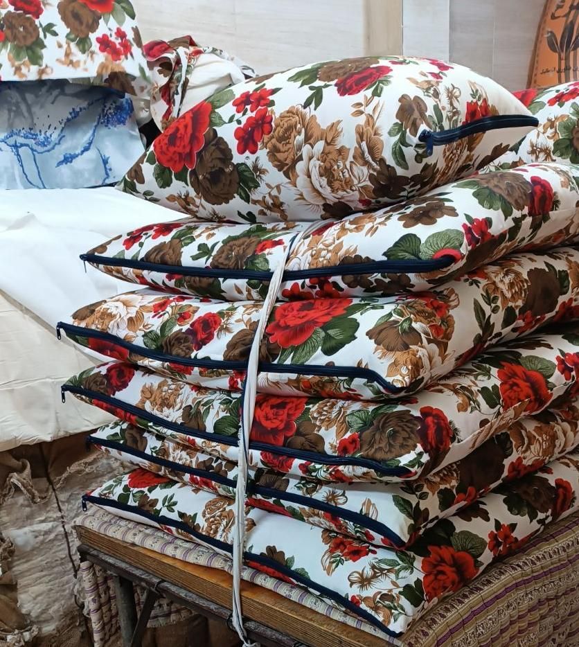 تشک و بالشت پنبه ای|رختخواب، بالش، پتو|اهواز, منبع اب|دیوار