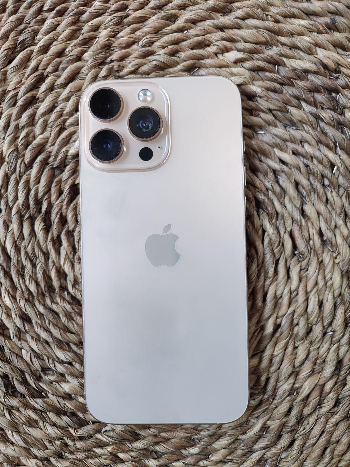 اپل iPhone 16 Pro Max با حافظهٔ ۵۱۲ گیگابایت|موبایل|شهرکرد, |دیوار