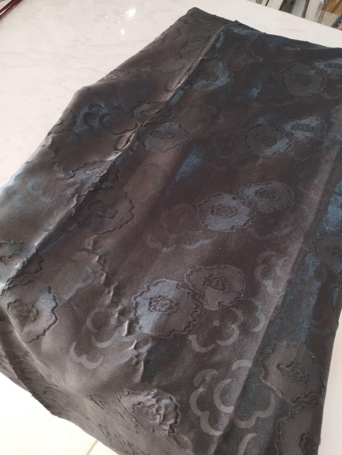 چادر مشکی ومجلسی|لباس|صدرا-فارس, فاز ۲|دیوار