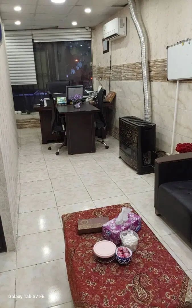 دفتر تجاری ۴۵متری خیابان شلوغ|فروش دفتر کار، اتاق اداری، مطب|رشت, دروازه لاکان|دیوار