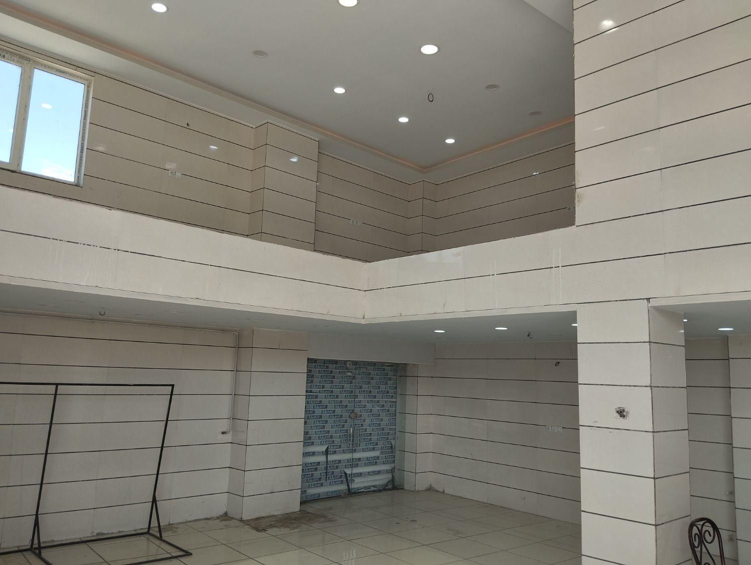 مغازه اصلی بیسیم 170مترتابلوخور+انبار+واحدمسکونی|اجارهٔ مغازه و غرفه|زنجان, |دیوار