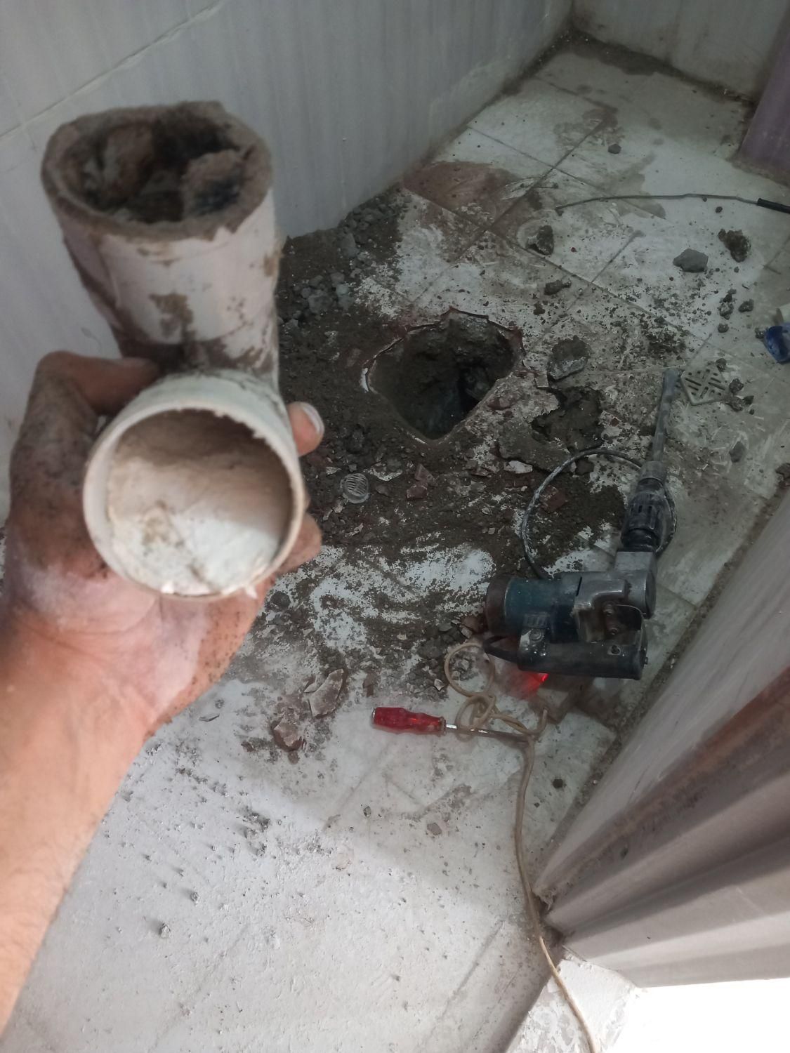 نشت یابی تشخیص رفع نم ونشتی با دستگاه|خدمات پیشه و مهارت|اسلامشهر, شهرک مهدیه|دیوار