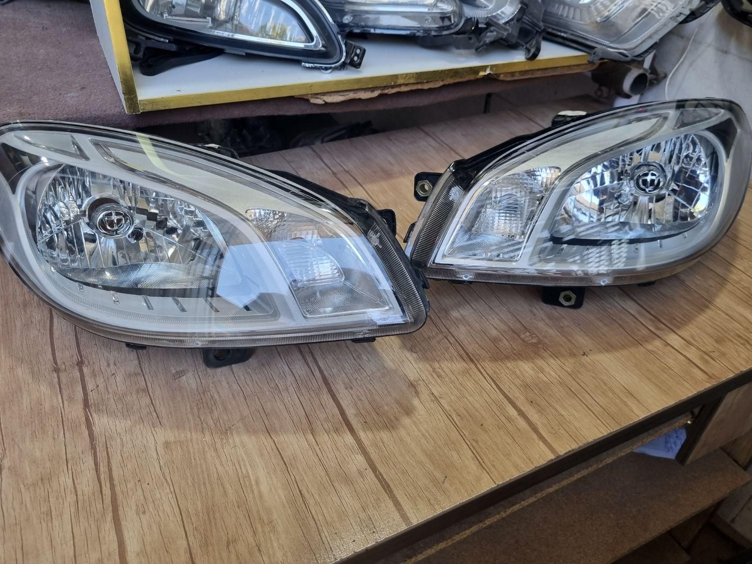 چراغ برلیانس ۳۳۰ ۳۲۰ ۲۳۰ کراس H30 اچ سی کراس آریو|قطعات یدکی و لوازم جانبی|قم, حنیف نژاد|دیوار