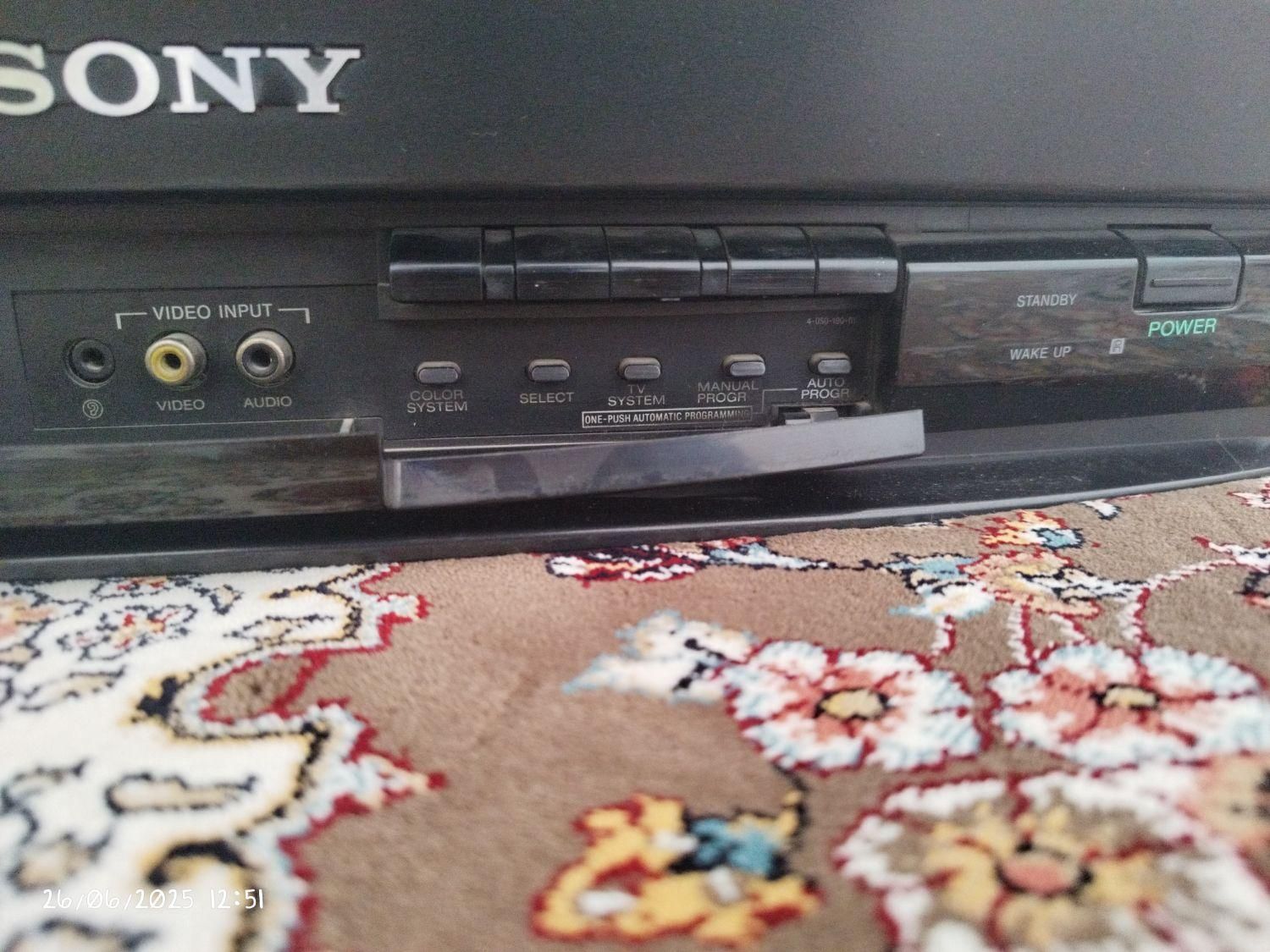 تلویزیون قدیمی سونی|تلویزیون و پروژکتور|سنندج, |دیوار