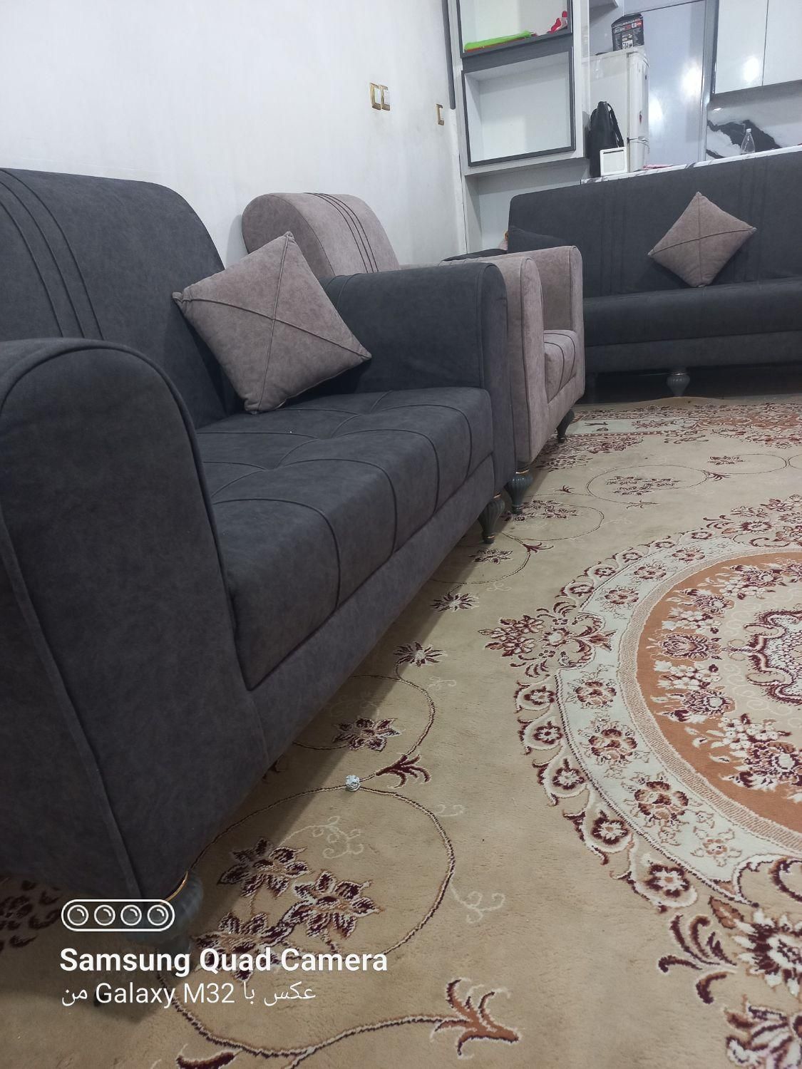 مبل در حد نو|مبلمان خانگی و میز عسلی|پاکدشت, |دیوار