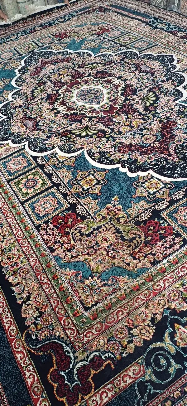 خریداری انواع فرش های دست دوم شما|فرش|مشهد, تلگرد|دیوار