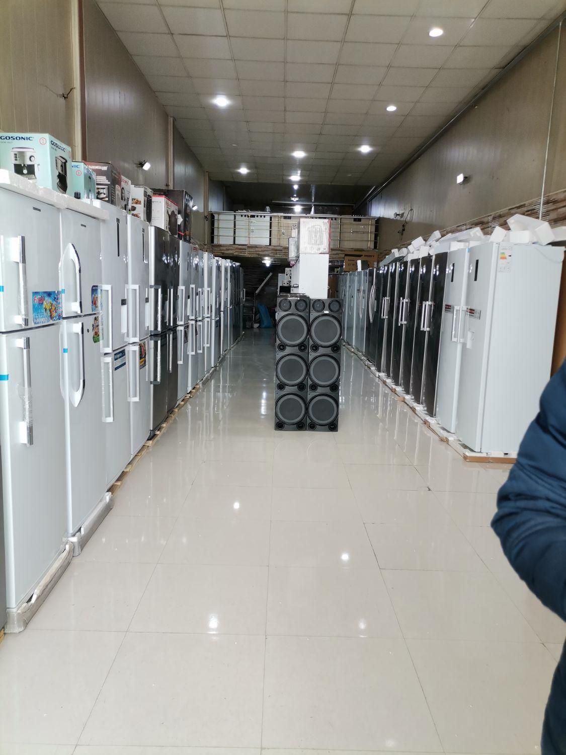 یخچال فریزر بدون برفک با گارانتی (سه راه ایثار)|یخچال و فریزر|ارومیه, |دیوار