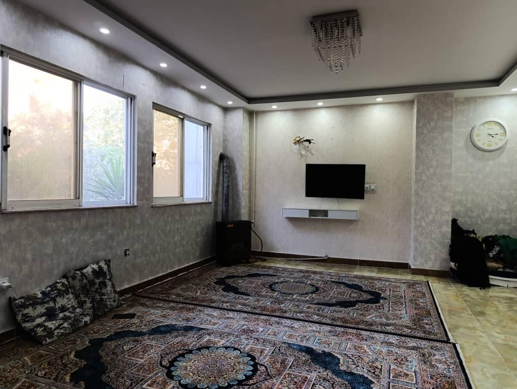 رهن آپارتمان ۶۰ متری ۱ خوابه بدون پارکینگ مرکز شهر|اجارهٔ آپارتمان|صومعه‌سرا, |دیوار