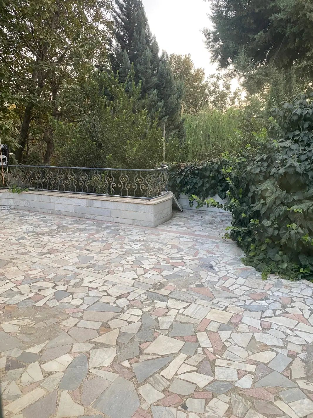 اجاره باغچه خ بابابزرگی(سینک)جهت کافه رستوران|اجارهٔ مغازه و غرفه|شهریار, شهریار|دیوار