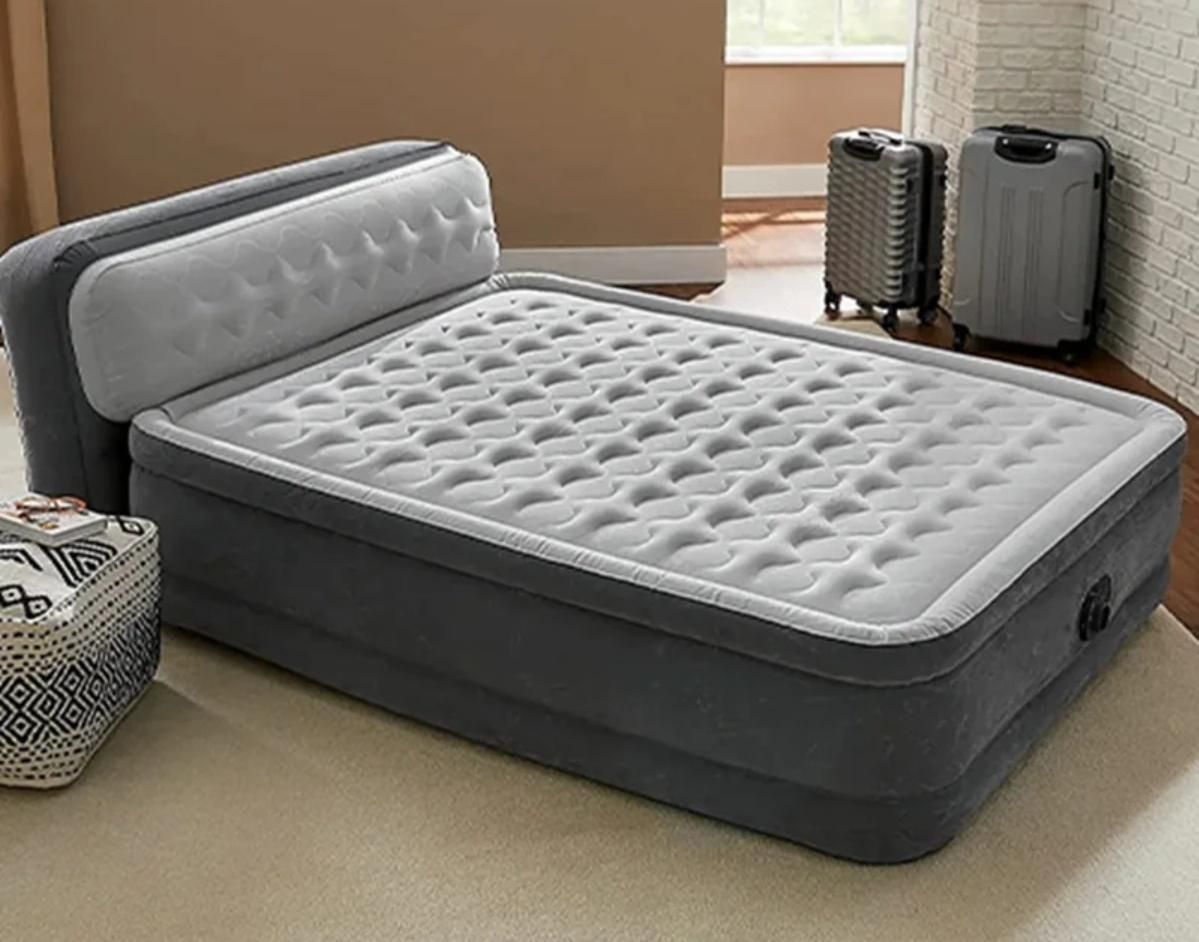 تخت تشک بادی بلند پمپ برقی دار اینتکس نوآکبند پلم|رختخواب، بالش، پتو|اصفهان, شاهزید|دیوار