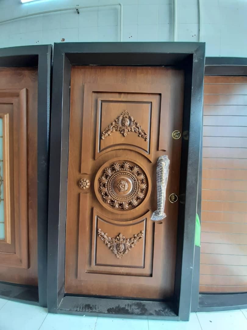 نصب درب ضدسرقت و درب چوبی|خدمات پیشه و مهارت|شیراز, ملاصدرا|دیوار