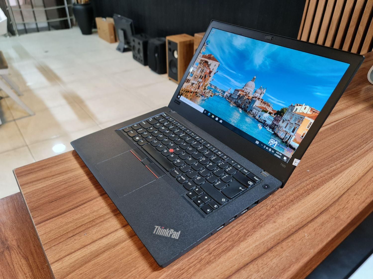 لنوو t480 دو باتری نسل هشت core i5 ram 16|رایانه همراه|شیراز, فرگاز|دیوار