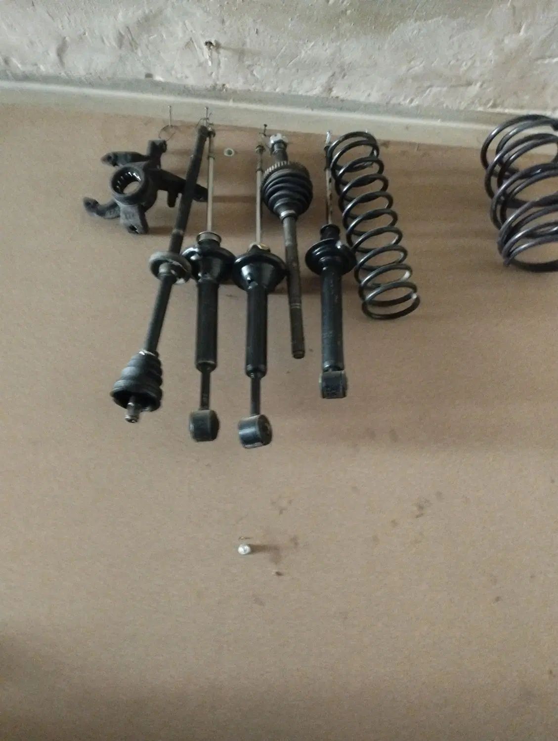 کمک فنر استوک تعمیر نشده هر ماشینی|قطعات یدکی و لوازم جانبی|بروجرد, |دیوار